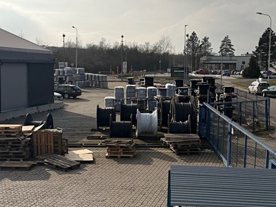 Комерційне приміщення в оренду, 3 966 м² (2 з 7)