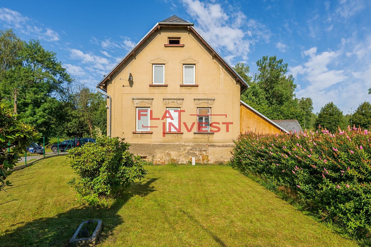 Prodej rodinného domu 356 m², pozemek 1964 m² – fotografie 2