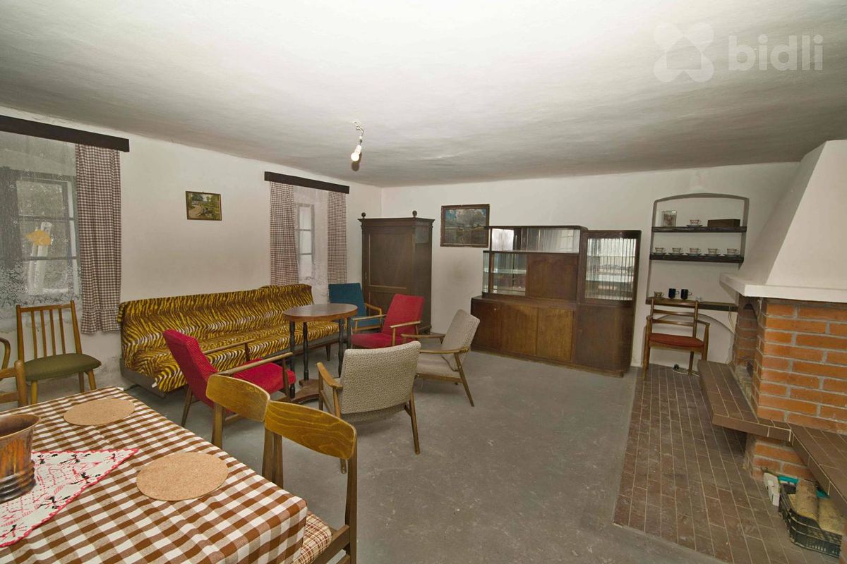 Prodej rodinného domu 140 m², pozemek 342 m² – fotografie 4