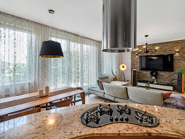 Будинок на продаж, 298 м² (34 з 58)
