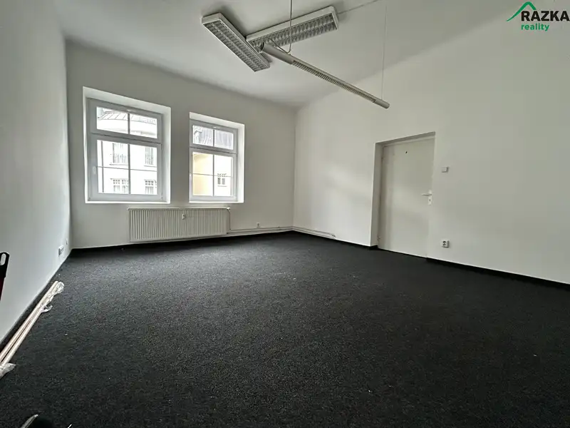 Pronájem kanceláře 25 m², Mariánské Lázně – náhled fotky 3