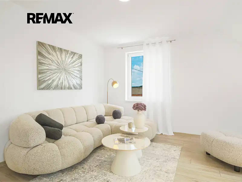 Pronájem bytu 4+kk 99 m², Sedlčany – náhled fotky 3
