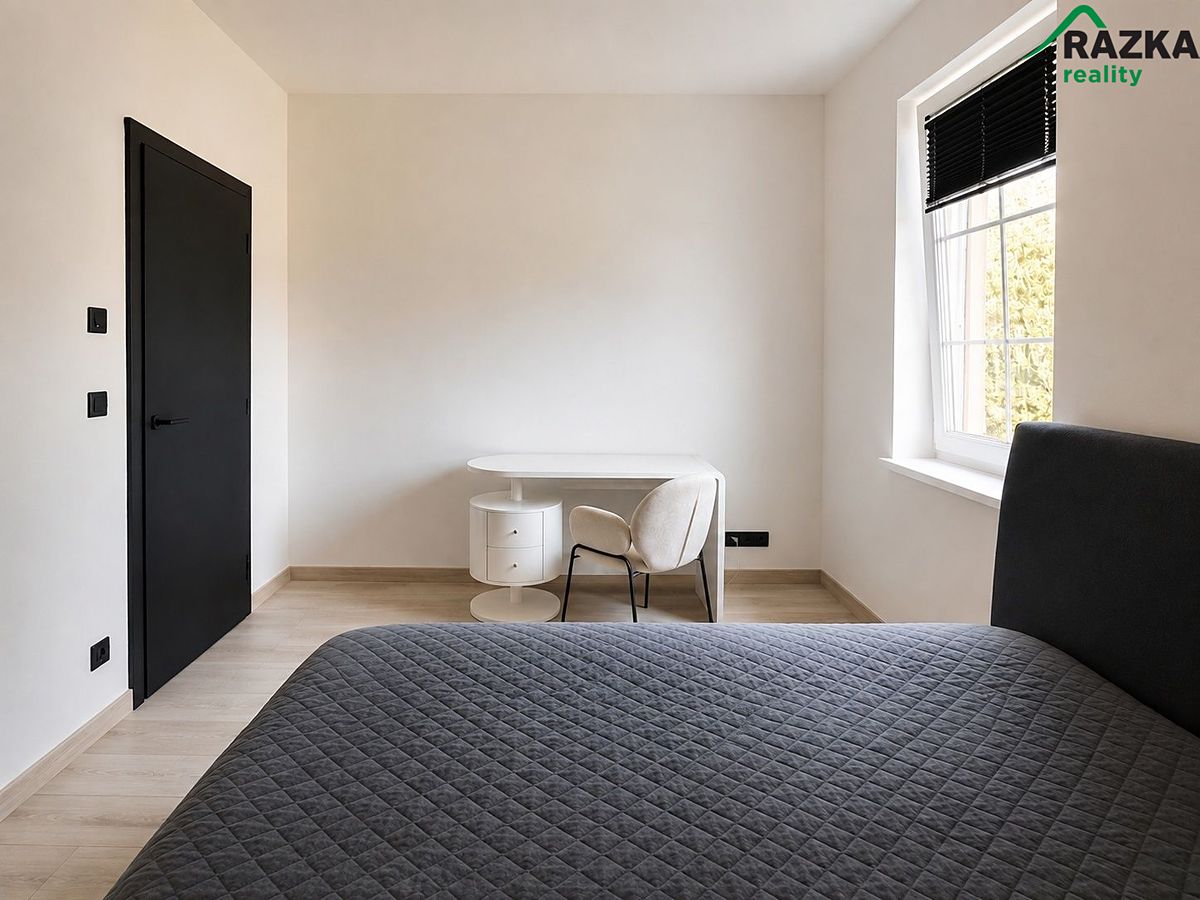 Pronájem bytu 2+kk 58 m² – fotografie 4
