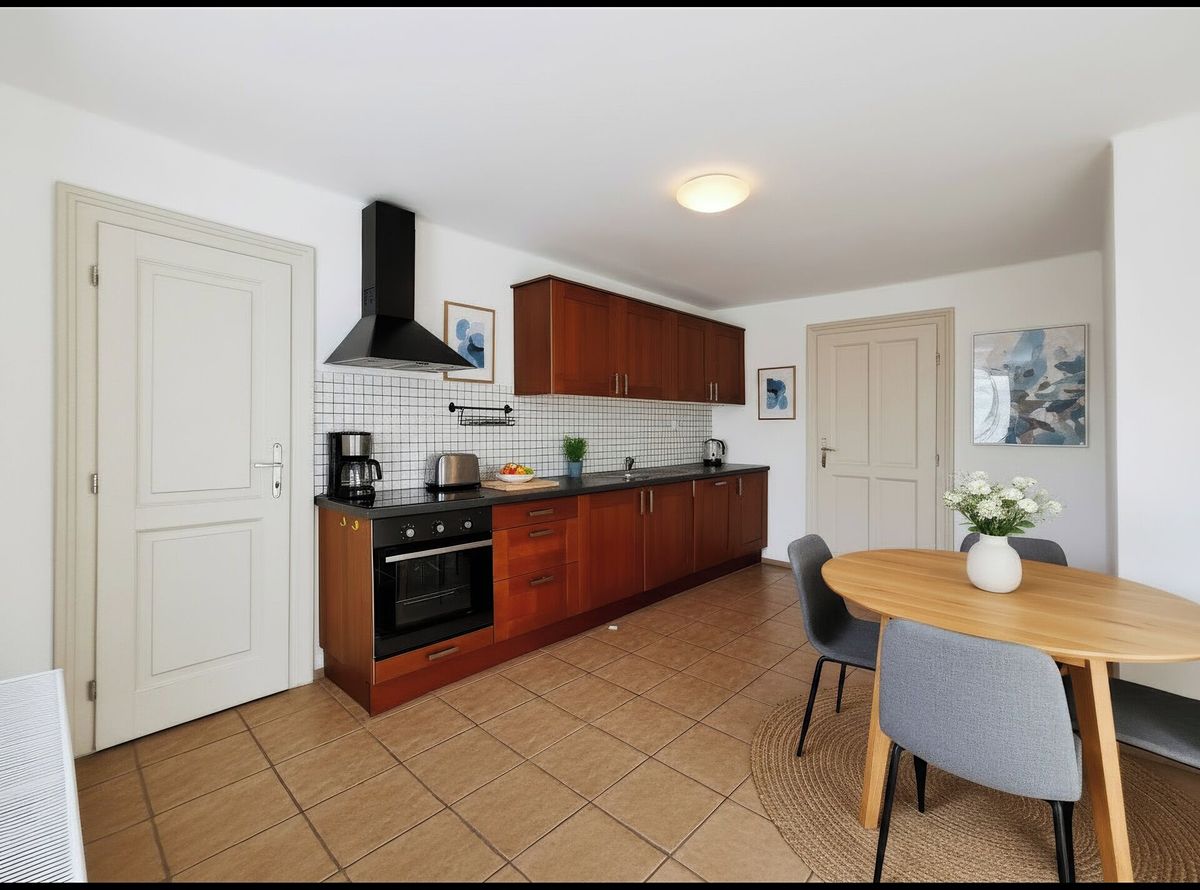 Pronájem bytu 2+1 80 m² – fotografie 5
