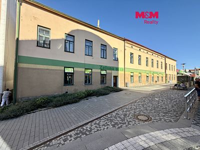 Pronájem obchodního prostoru 100 m²