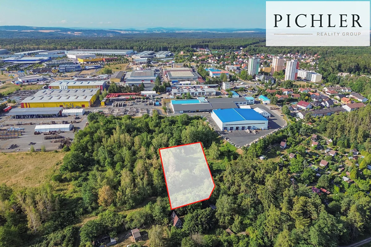 Prodej komerčního pozemku 1809 m²