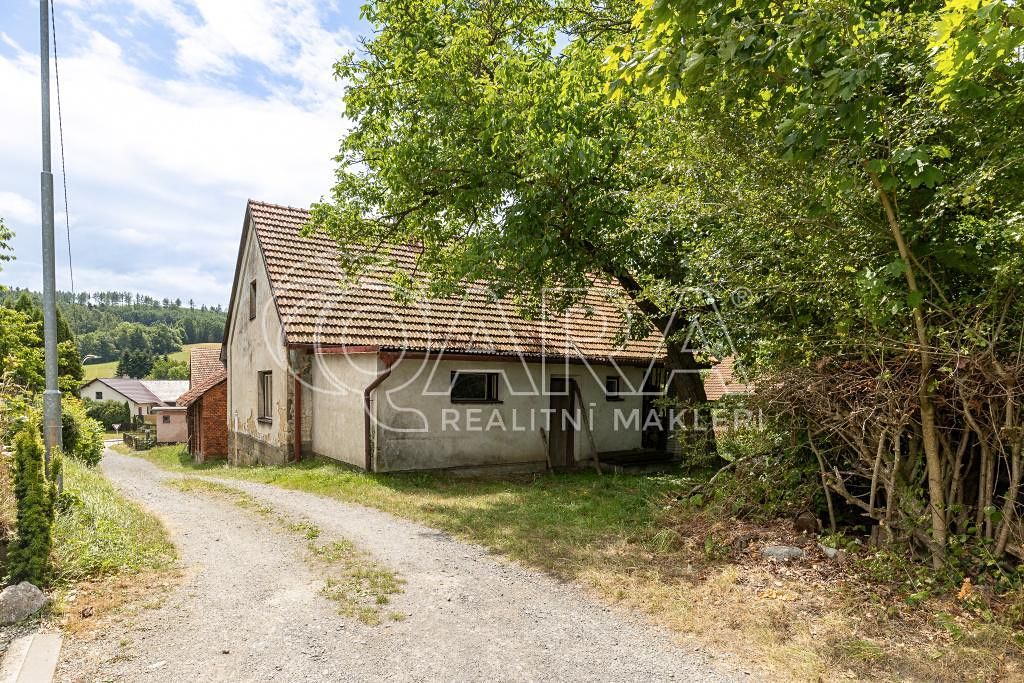 Prodej rodinného domu 220 m², pozemek 653 m² – fotografie 5