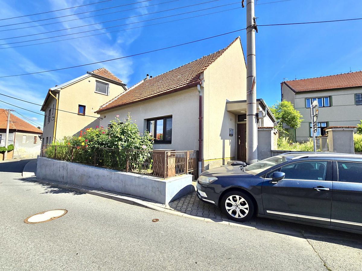 Prodej rodinného domu 75 m², pozemek 165 m²