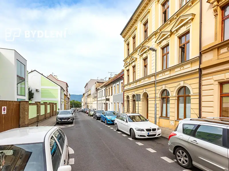 Prodej činžovního domu 539 m², Teplice – náhled fotky 2