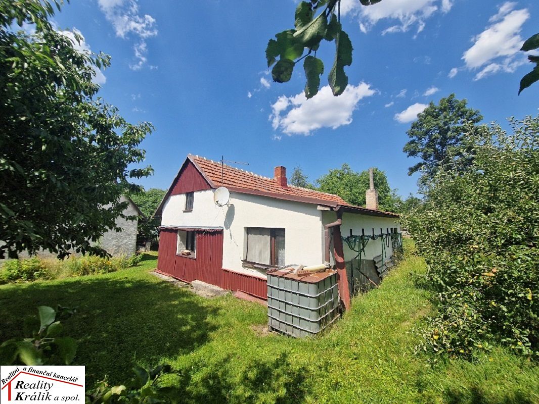 Prodej rodinného domu 135 m², pozemek 1350 m² – fotografie 5