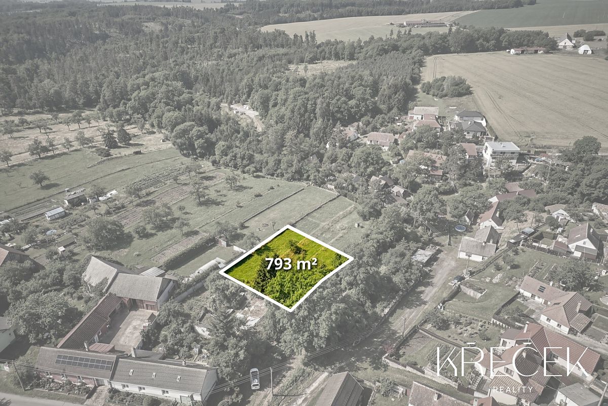 Prodej stavebního pozemku 793 m² – fotografie 2