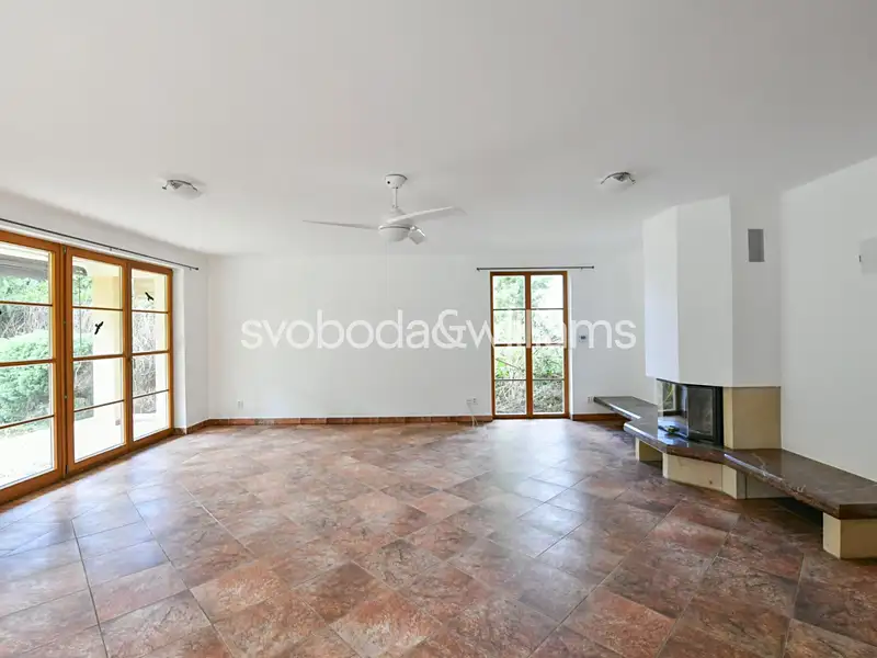 Pronájem rodinného domu 340 m², pozemek 1197 m², Praha – náhled fotky 2