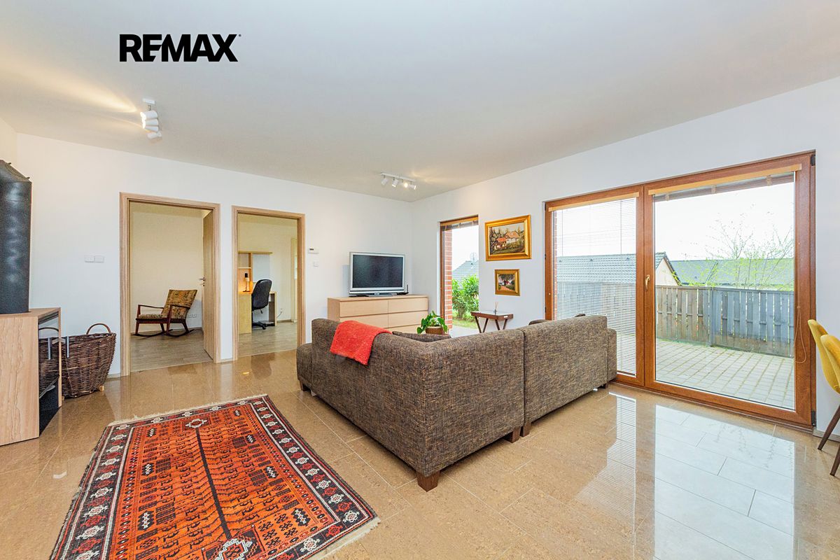 Prodej rodinného domu 112 m², pozemek 1325 m² – fotografie 3