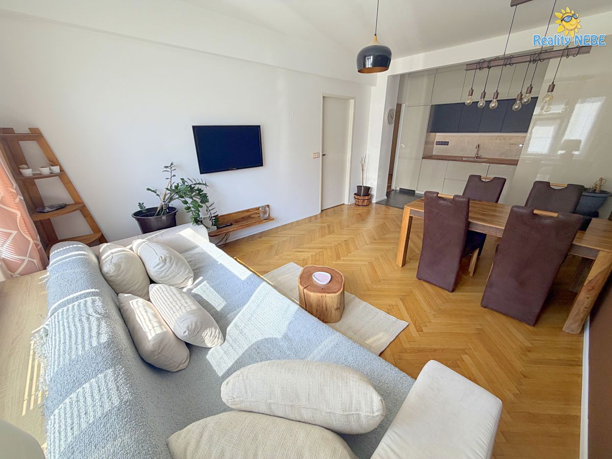 Pronájem bytu 2+kk 61 m² – fotografie 3