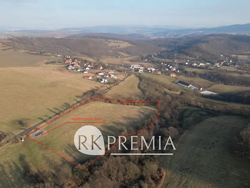 Prodej pole 24989 m², Bžany – náhled fotky 1