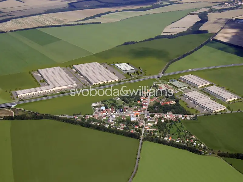 Pronájem skladového prostoru 5250 m², Pavlov – náhled fotky 2