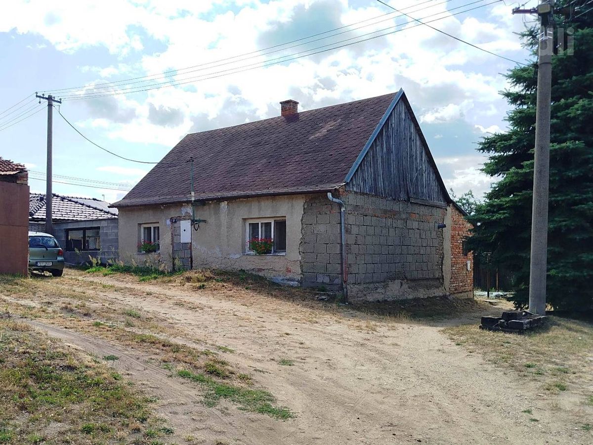 Prodej chalupy 86 m², pozemek 122 m² – fotografie 2
