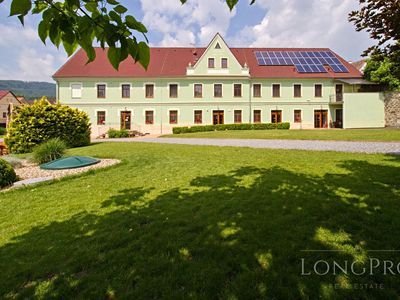 Prodej ubytovacího zařízení 995 m²