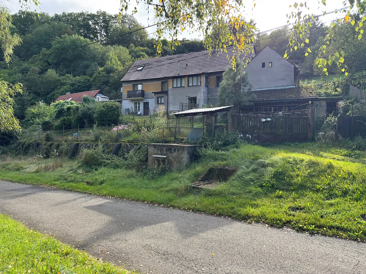 Prodej rodinného domu 182 m², pozemek 3800 m²