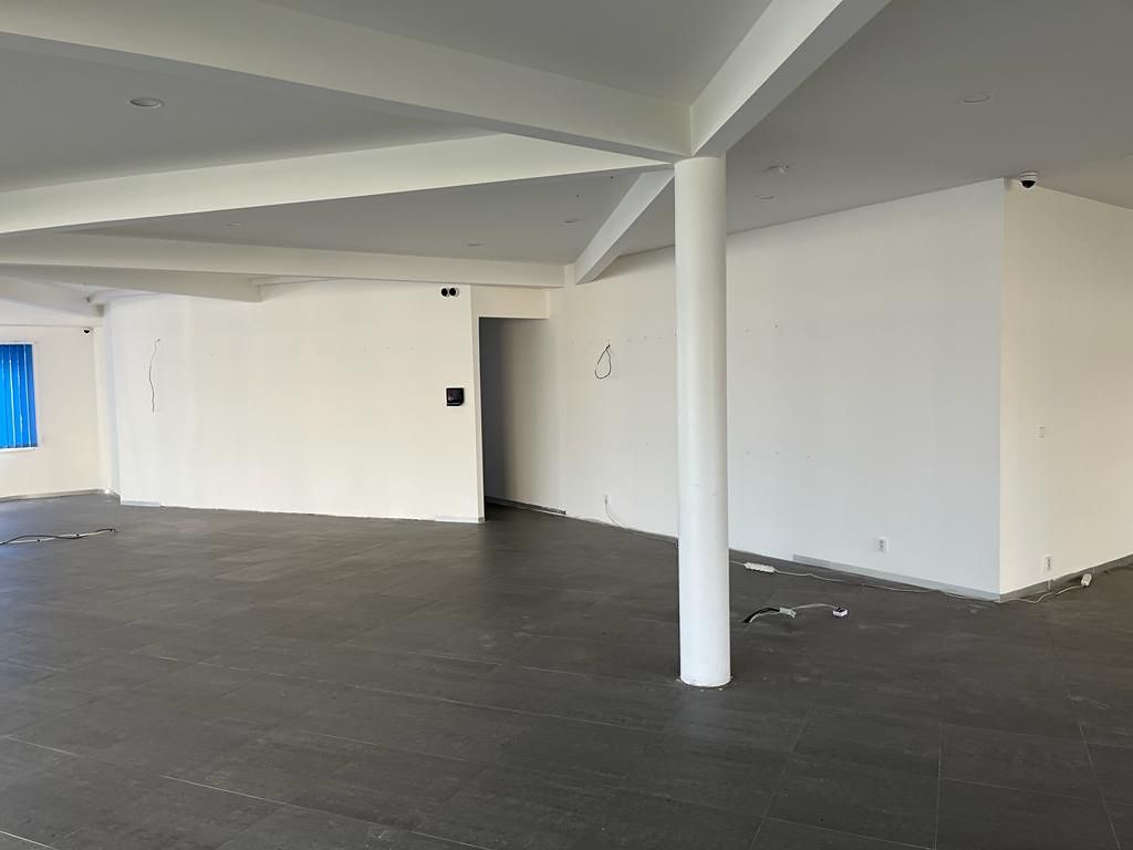 Prodej obchodního prostoru 1409 m² – fotografie 2