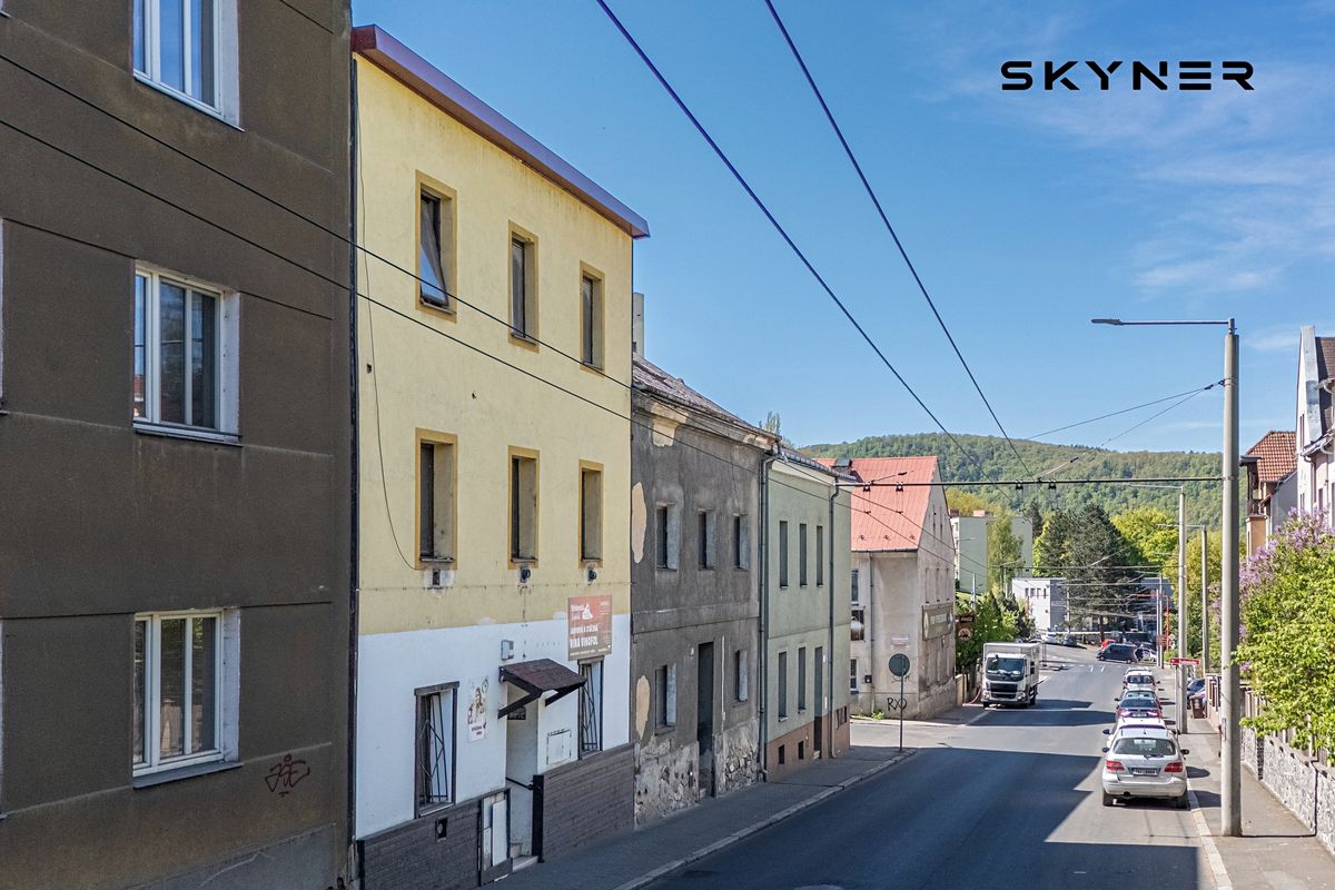 Prodej rodinného domu 300 m², pozemek 90 m² – fotografie 2