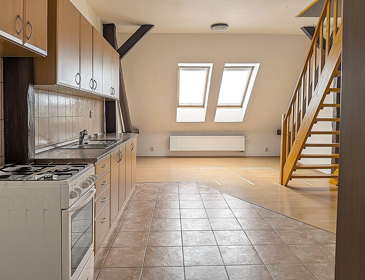 Pronájem bytu 2+1 84 m²