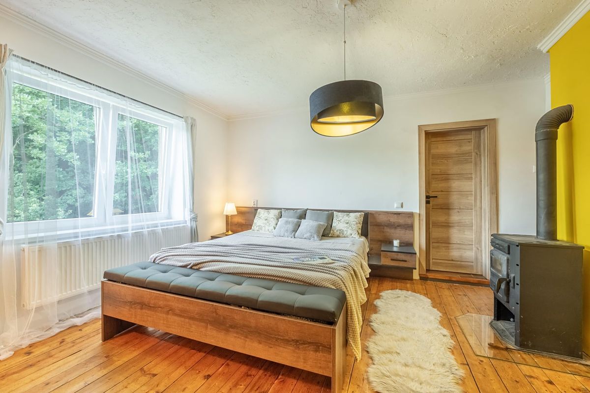 Prodej rodinného domu 173 m², pozemek 1340 m² – fotografie 4