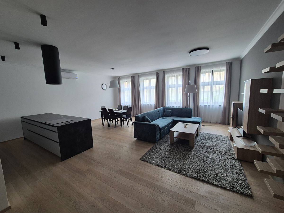 Pronájem bytu 2+kk 105 m² – fotografie 2
