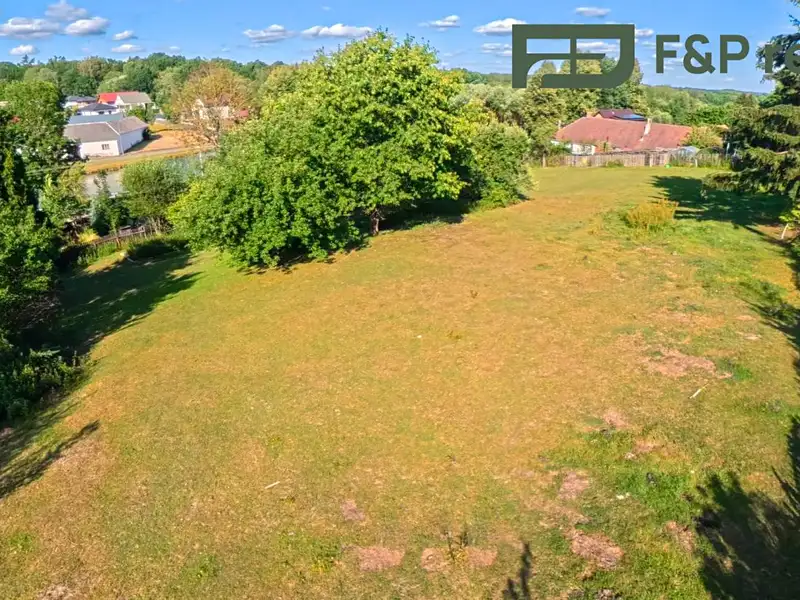 Prodej stavebního pozemku 976 m², Arneštovice – náhled fotky 1