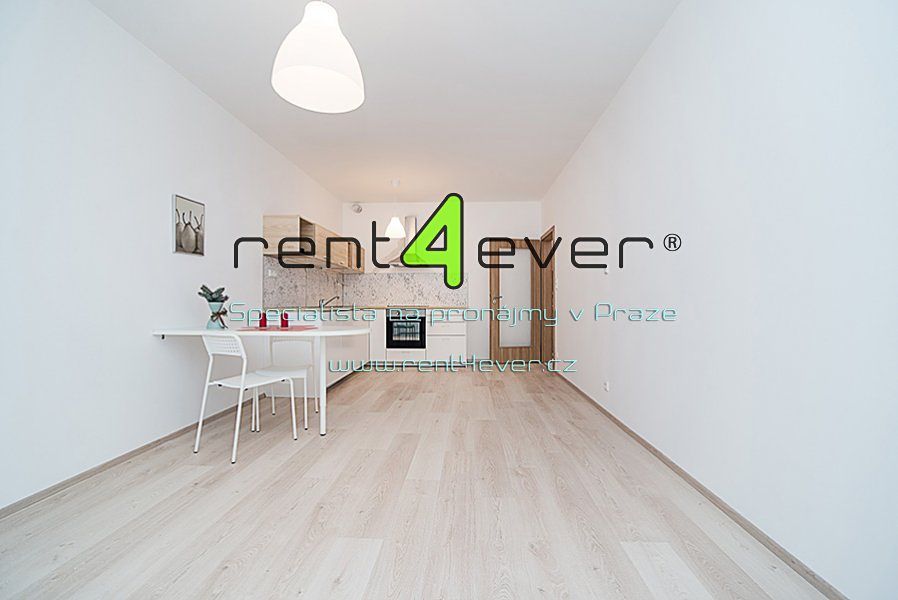 Pronájem bytu 2+kk 56 m²