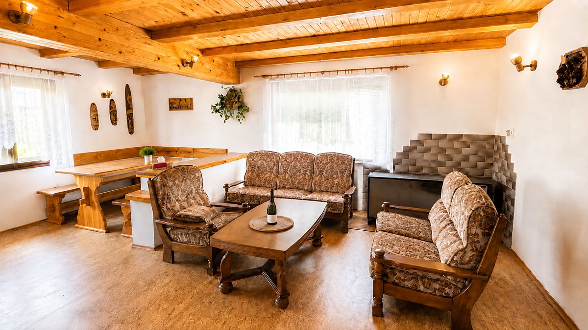 Prodej rodinného domu 138 m², pozemek 1280 m² – fotografie 2