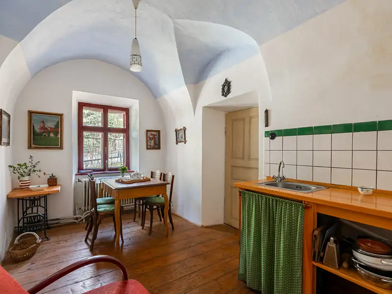 Prodej památky 150 m², pozemek 23756 m², Kunžak – náhled fotky 2
