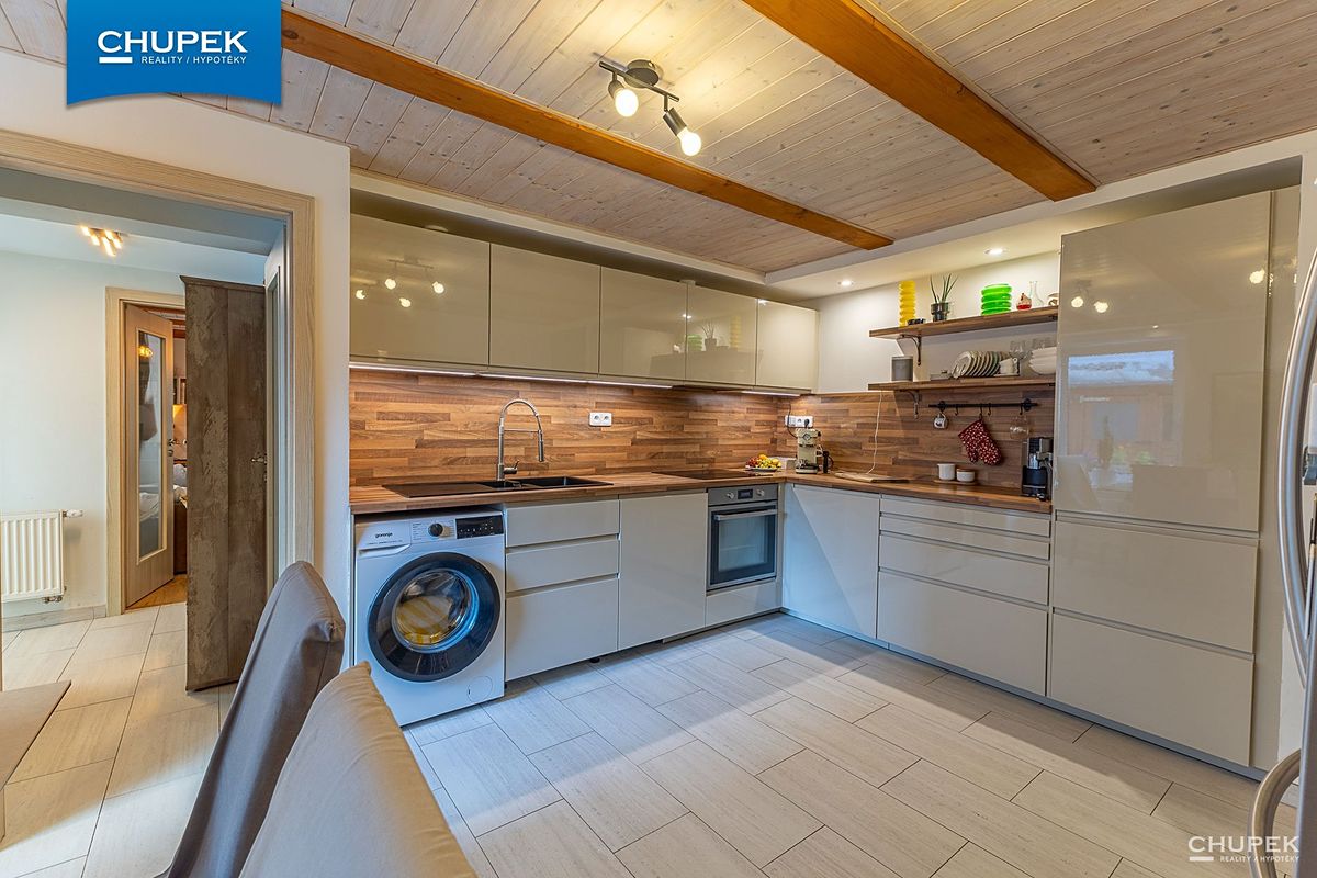 Prodej rodinného domu 106 m², pozemek 153 m² – fotografie 4