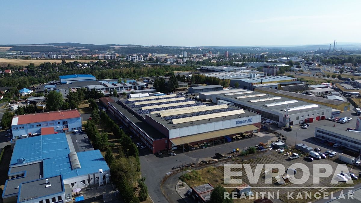 Pronájem výrobní haly, prostoru 2000 m²