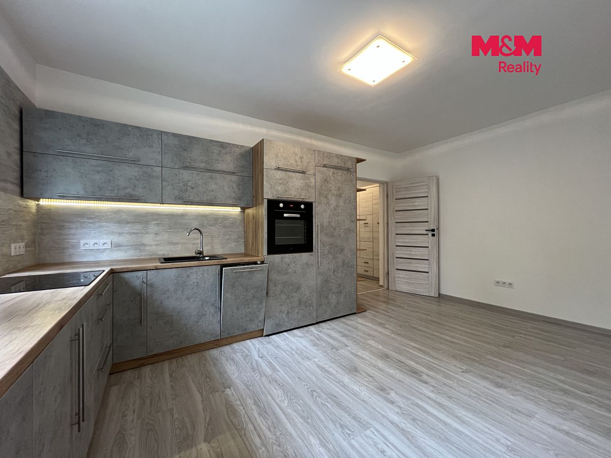 Pronájem bytu 3+kk 56 m² – fotografie 3
