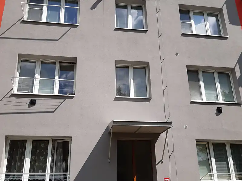 Prodej bytu 2+1 56 m², Louny – náhled fotky 2