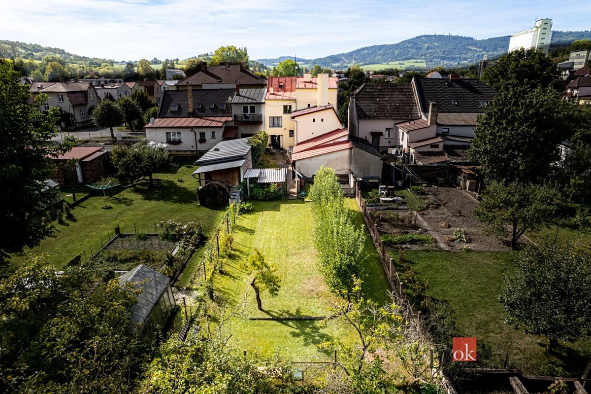 Prodej rodinného domu 273 m², pozemek 499 m² – fotografie 5