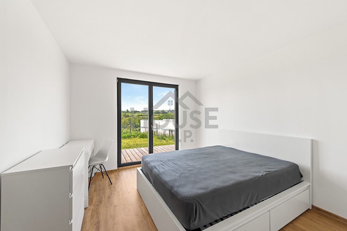 Prodej rodinného domu 82 m², pozemek 806 m² – fotografie 5