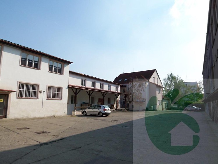 Pronájem komerčního prostoru, 32 m² (14 z 15)