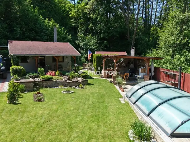 Prodej chaty 55 m², pozemek 588 m², Velké Březno – náhled fotky 1