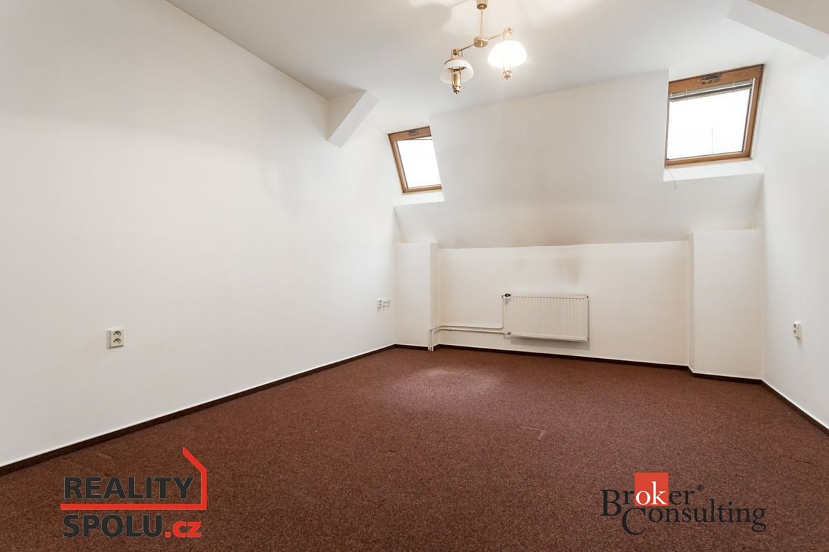 Pronájem bytu 2+kk 51 m² – fotografie 2