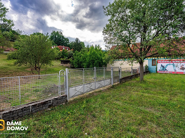 Prodej pozemku, 1 376 m² (4 z 13)