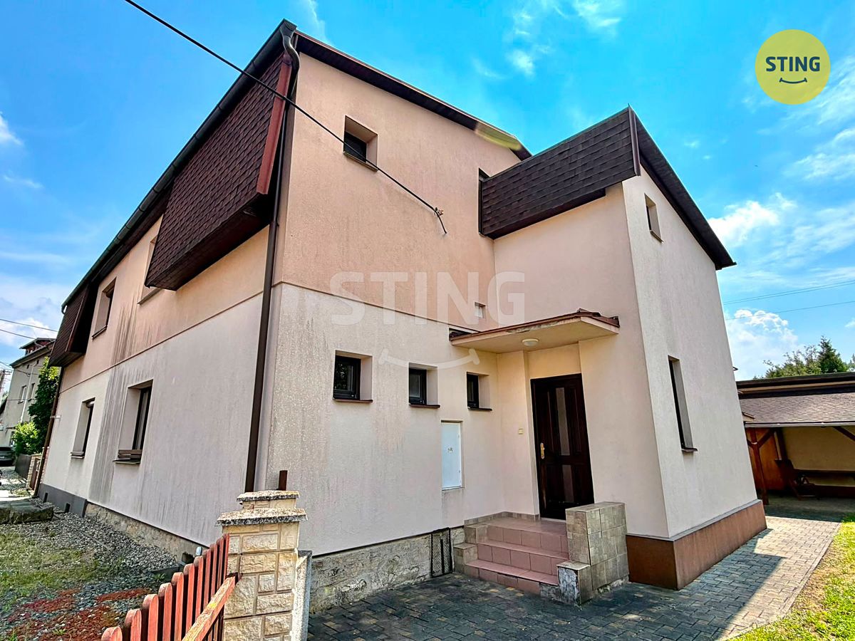 Prodej rodinného domu 220 m², pozemek 428 m² – fotografie 4