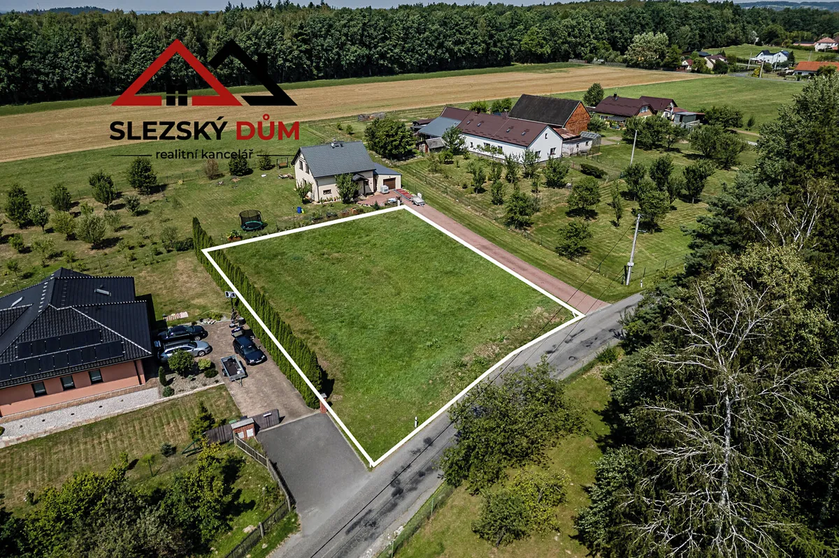 Prodej stavebního pozemku 1260 m²