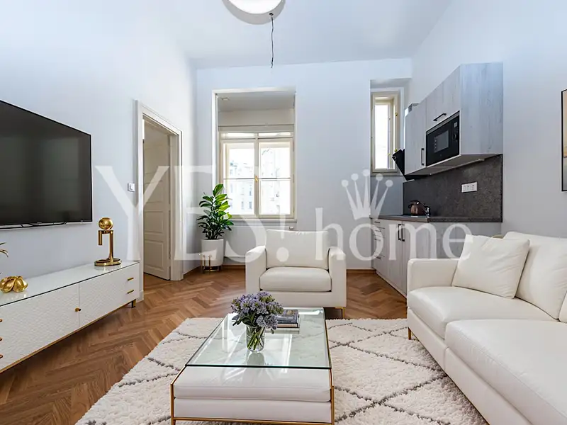 Pronájem bytu 2+kk 39 m², Praha – náhled fotky 1