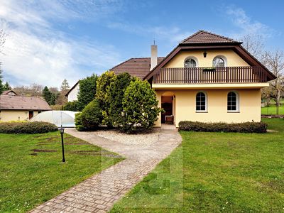 Prodej rodinného domu 170 m², pozemek 1332 m²