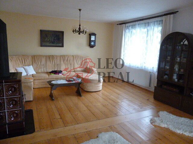 Prodej rodinného domu 180 m², pozemek 2400 m² – fotografie 4