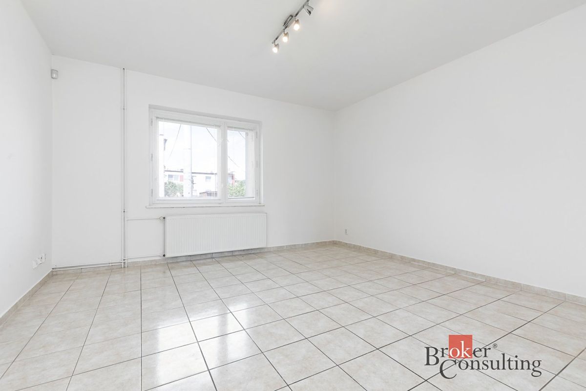 Prodej rodinného domu 147 m², pozemek 289 m² – fotografie 3