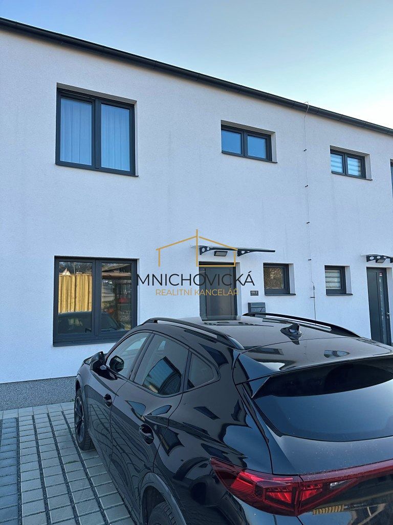 Prodej rodinného domu 125 m², pozemek 182 m² – fotografie 2