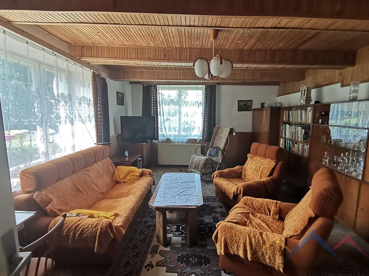 Prodej rodinného domu 95 m², pozemek 383 m² – fotografie 2
